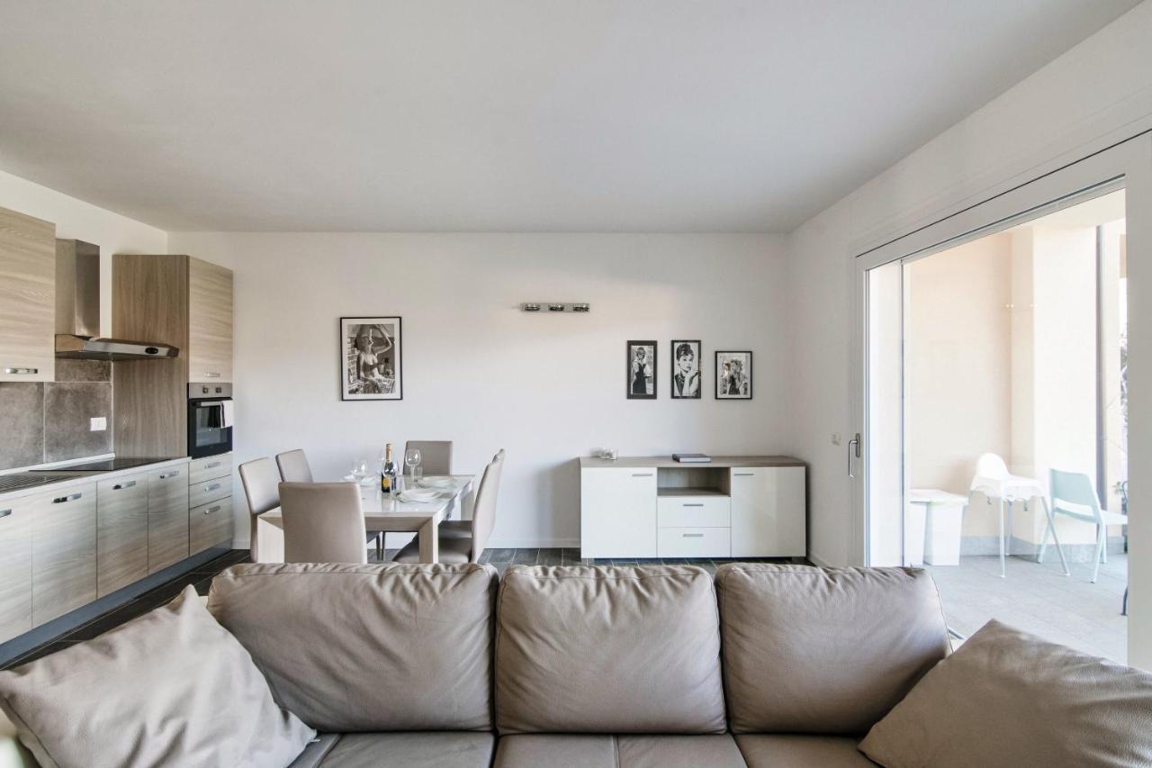 Silvia Lenno House - The House Of Travelers Apartment Luaran gambar