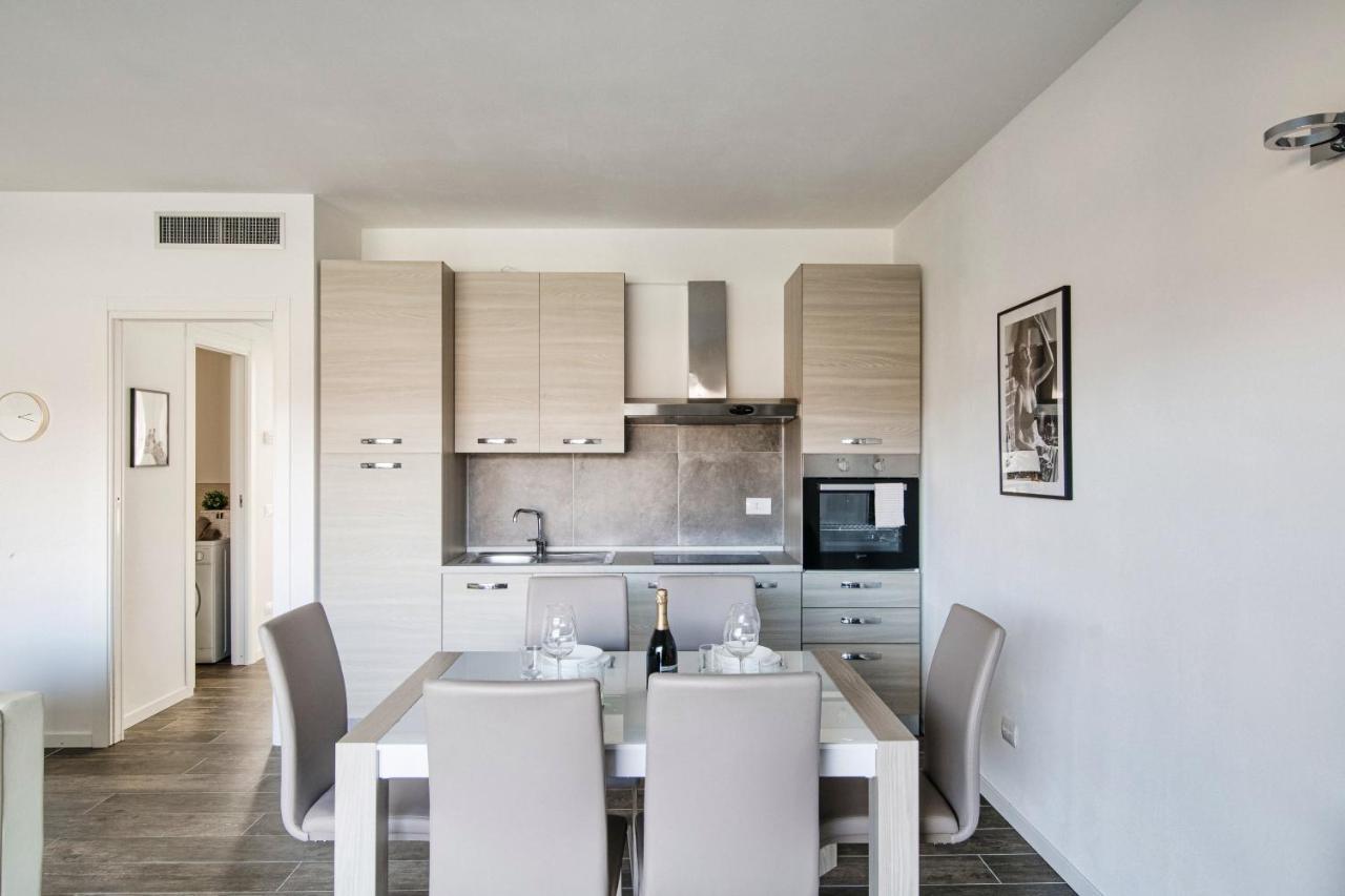 Silvia Lenno House - The House Of Travelers Apartment Luaran gambar