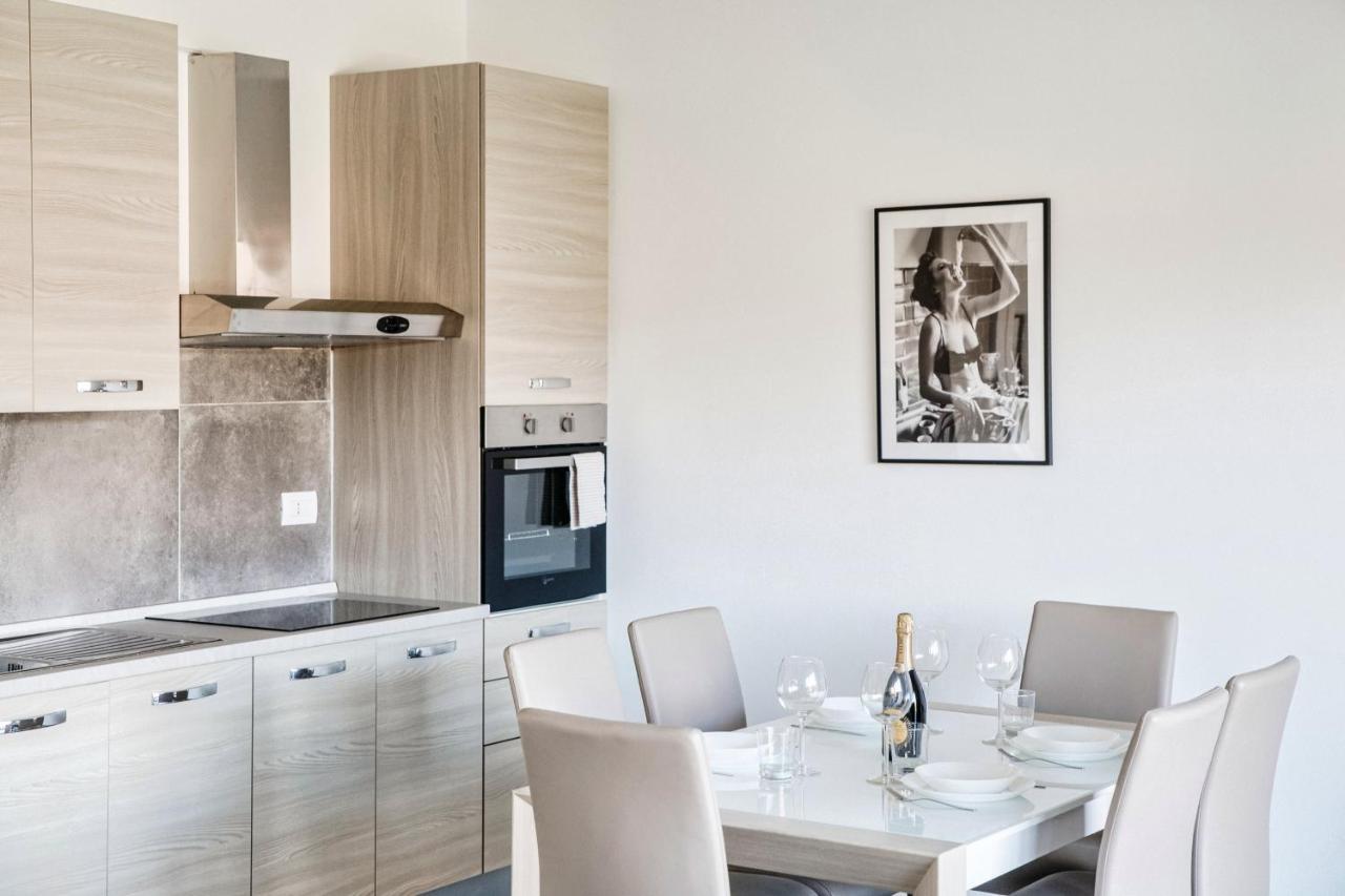 Silvia Lenno House - The House Of Travelers Apartment Luaran gambar