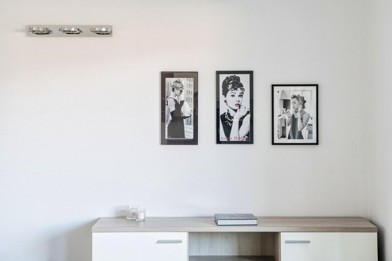 Silvia Lenno House - The House Of Travelers Apartment Luaran gambar